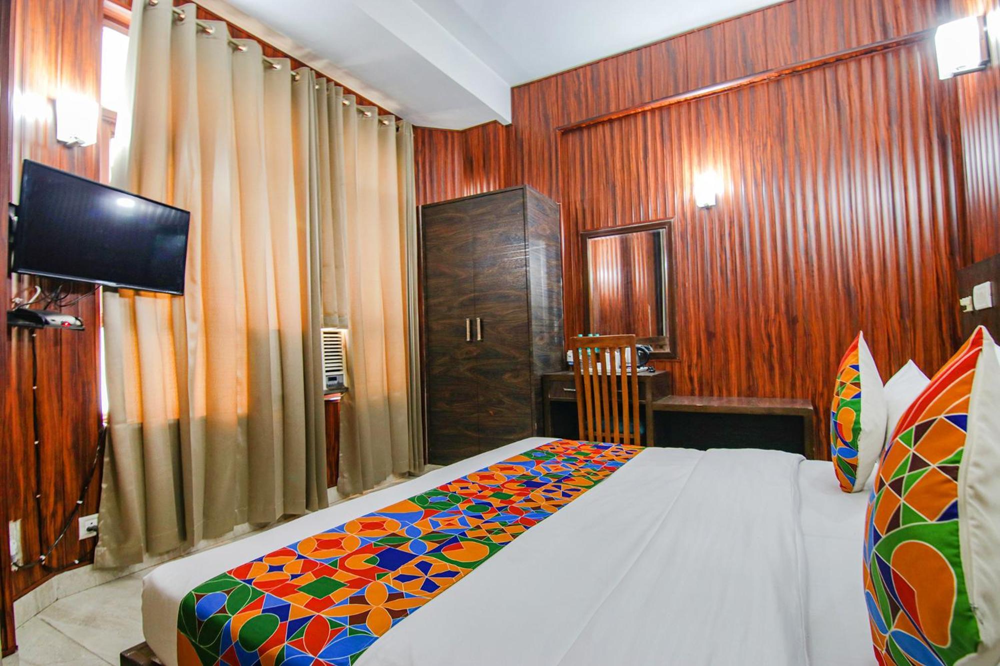 Fabhotel Prime The Rivlet Mg Road Gurgaon Bagian luar foto
